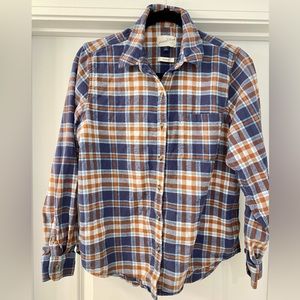 Universal Threads Women’s flannel size small
